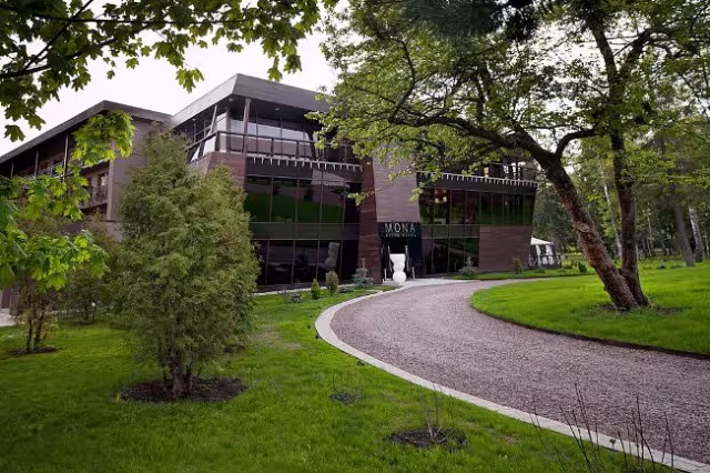 Загородный отель года - Best Western Premier MONA (Лобня)